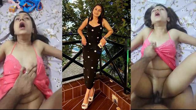 Hot Cute Indian Slim Babe Super Hard Pussy Fuck Moans